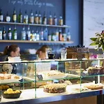 Quality Hosts Arlberg - Anton Hotel 4*