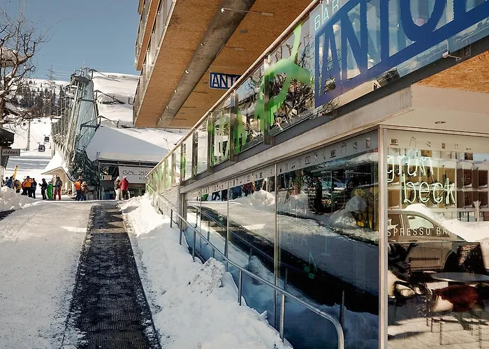 Quality Hosts Arlberg - Anton 4*