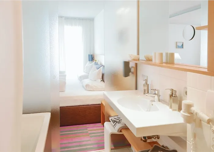 Quality Hosts Arlberg - Anton Hotel 4*