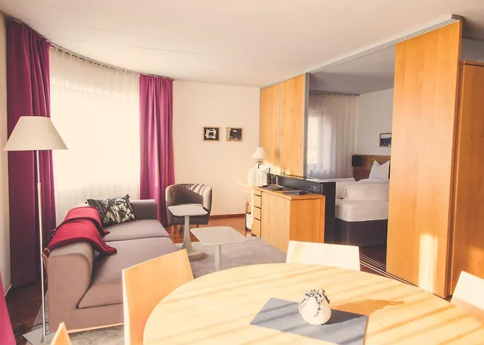 Quality Hosts Arlberg - Anton Hotel