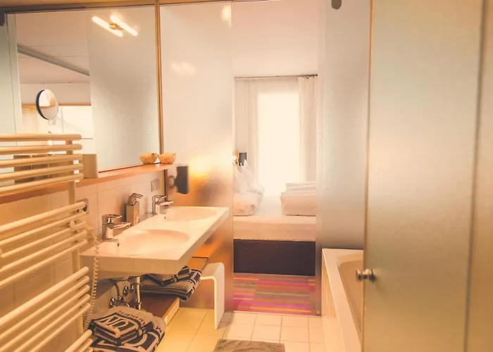 Quality Hosts Arlberg - Anton 4*