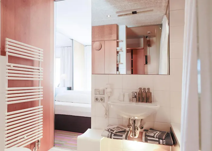 Quality Hosts Arlberg - Anton Ξενοδοχείο