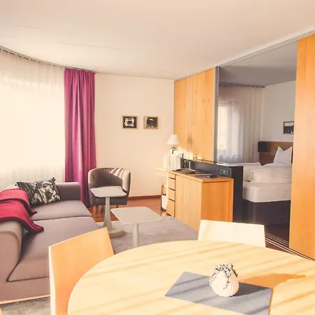 Quality Hosts Arlberg - Anton Hotel